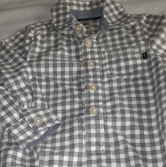 Baby Bgosh (oshkosh) Button down long sleeve onesie. 12 months - Picture 4 of 6